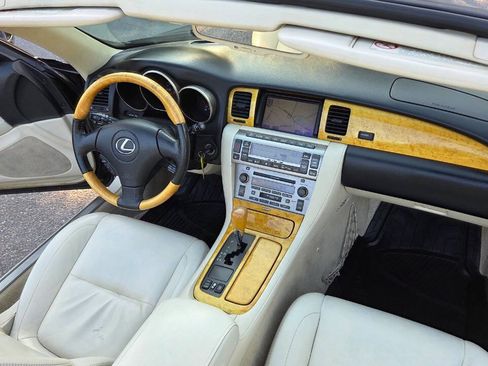 Used 2003 Lexus SC 430 Convertible RWD image 39
