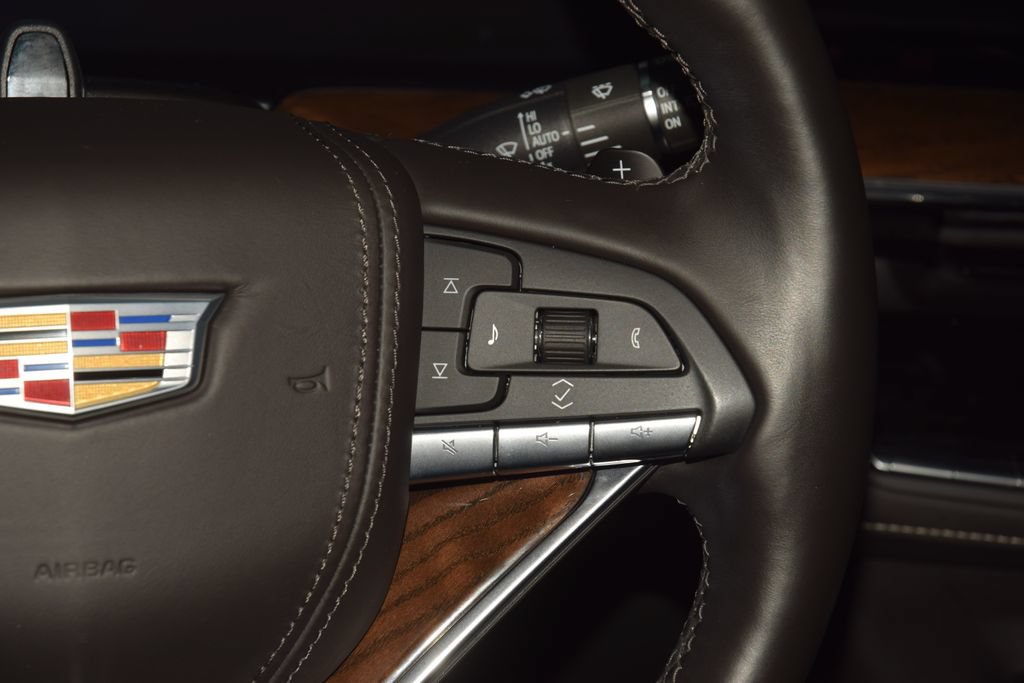 Used 2024 Cadillac Escalade Sport Platinum w/ Heavy-Duty Trailer Package AWD/4WD image 42