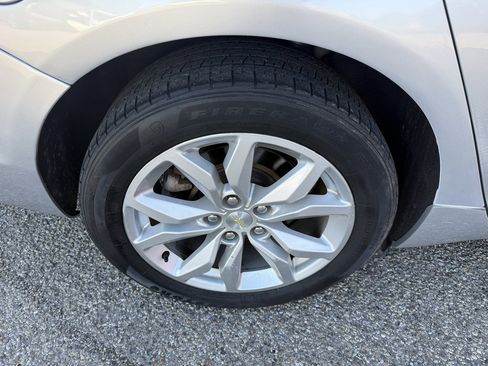 Used 2019 Chevrolet Impala LT FWD image 7