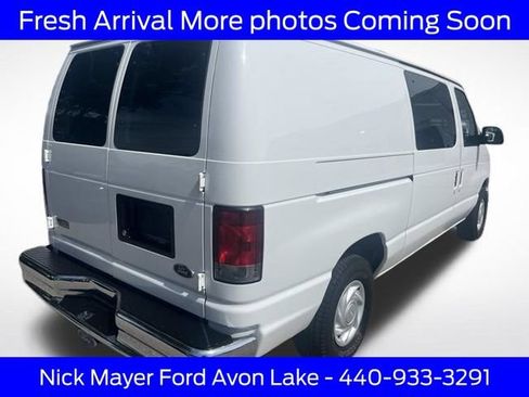 Used 2002 Ford E-150 and Econoline 150 RWD image 6