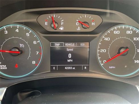 Used 2022 Chevrolet Traverse LS w/ Midnight/Sport Edition image 27