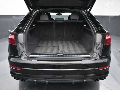 Used 2024 Audi SQ8 Prestige w/ Prestige Package AWD/4WD image 9
