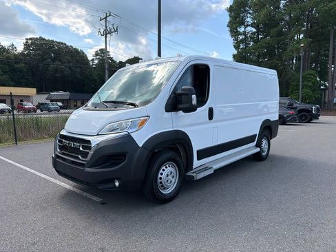 Used 2025 RAM ProMaster 2500 w/ U-Haul Equipment Group FWD image 1