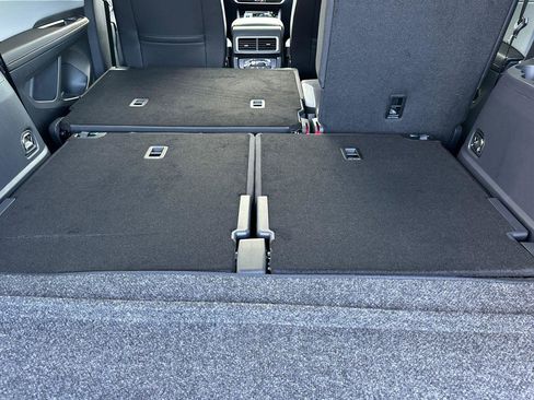 New 2026 Volkswagen Atlas Peak Edition image 15