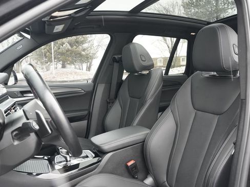 Certified 2024 BMW X3 M40i w/ Premium Package image 17