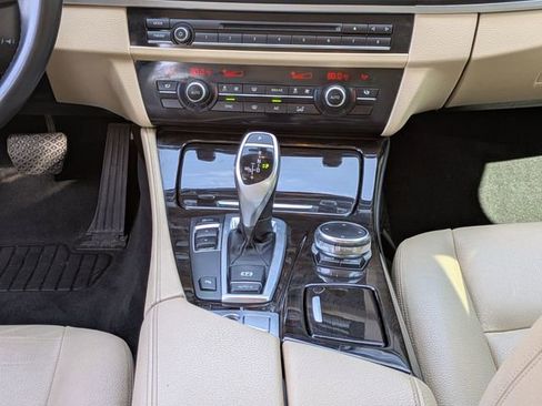 Used 2016 BMW 528i Sedan image 19