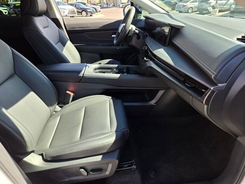 Used 2025 Nissan Murano SV image 20