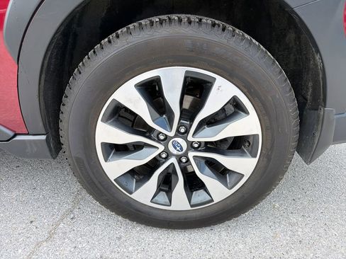 Certified 2023 Subaru Outback Touring XT AWD/4WD image 10
