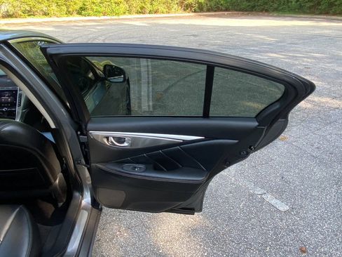 Used 2015 INFINITI Q50 w/ Moonroof Package RWD image 52
