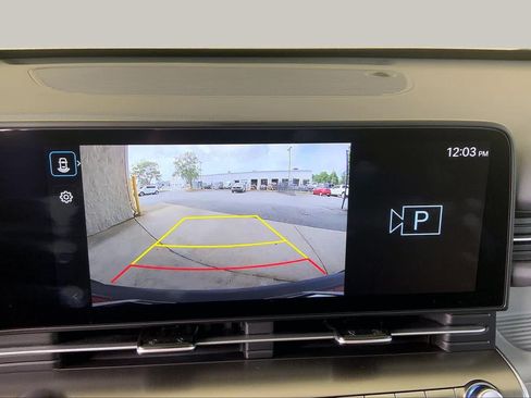 Used 2025 Hyundai Kona SEL FWD image 27