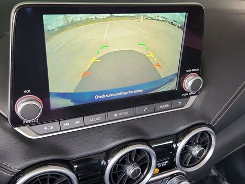 Used 2025 Nissan Sentra SV image 18