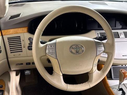Used 2006 Toyota Avalon XLS image 15