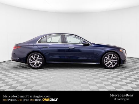 New 2026 Mercedes-Benz E 350 4MATIC Sedan image 7