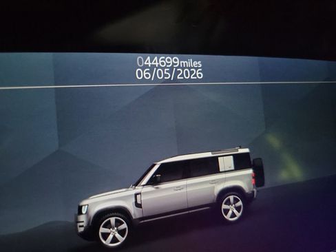 Used 2020 Land Rover Defender 110 S AWD/4WD image 18
