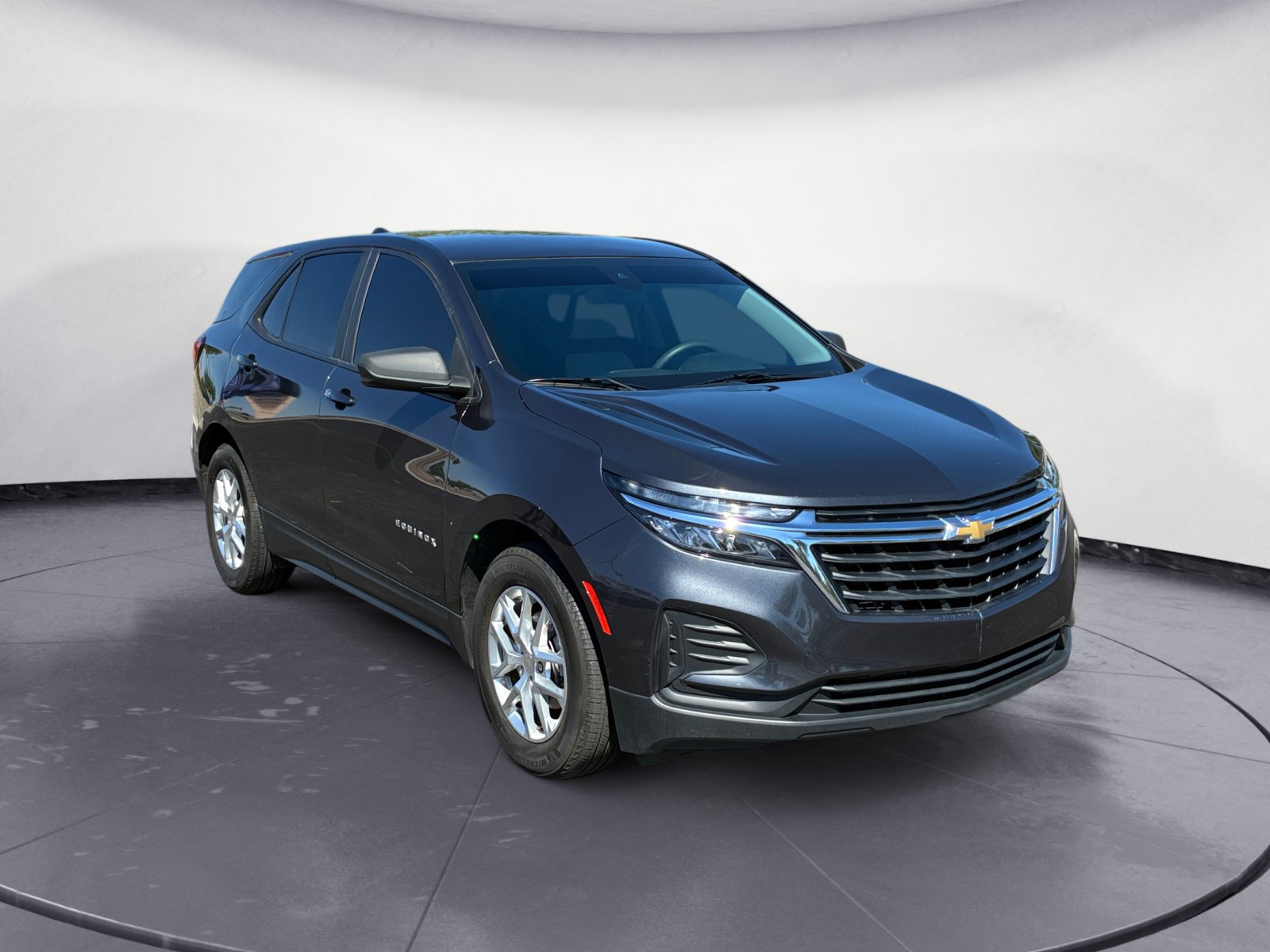 Used 2022 Chevrolet Equinox LS FWD image 7