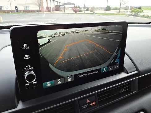 Used 2025 Honda Pilot EX-L image 32