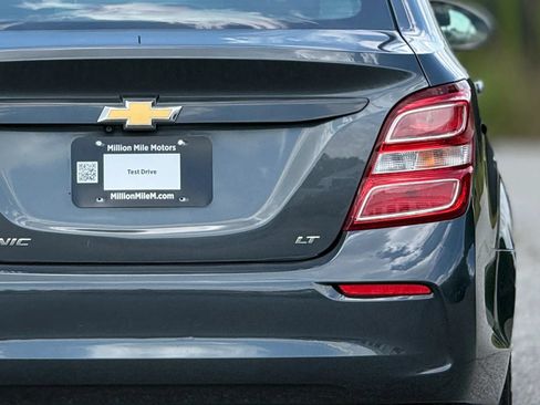 Used 2019 Chevrolet Sonic LT FWD image 14