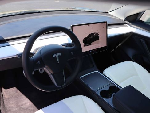Used 2023 Tesla Model 3 Performance AWD/4WD image 18