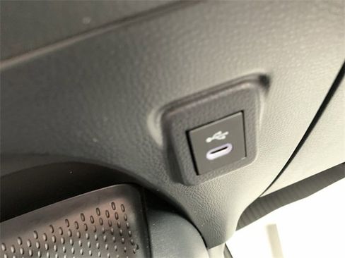 Certified 2024 Toyota Corolla SE image 27