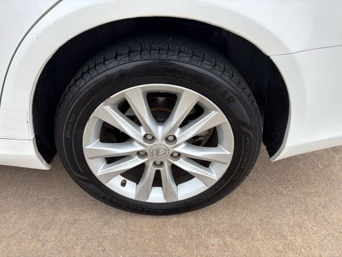 Used 2010 Lexus ES 350 image 22