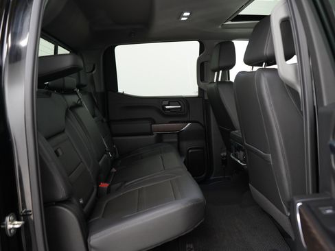 Used 2022 GMC Sierra 1500 Denali w/ Denali Premium Package AWD/4WD image 12