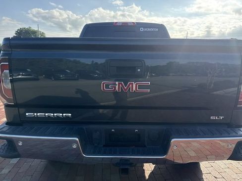 Used 2018 GMC Sierra 1500 SLT AWD/4WD image 9