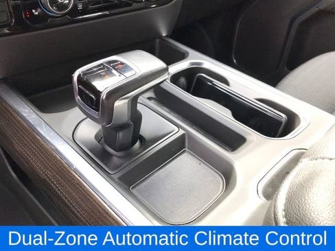Certified 2022 Chevrolet Silverado 1500 LT Trail Boss w/ Convenience Package II AWD/4WD image 10