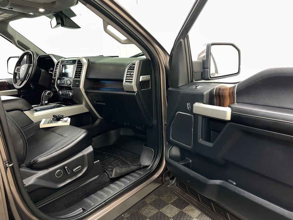 Used 2016 Ford F150 Lariat w/ Equipment Group 502A Luxury AWD/4WD image 37