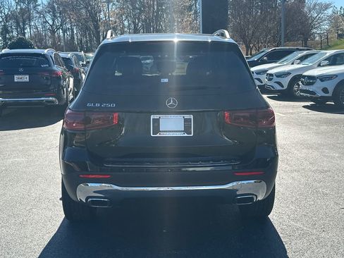 New 2026 Mercedes-Benz GLB 250 image 6