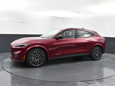 New 2025 Ford Mustang Mach-E Premium image 9