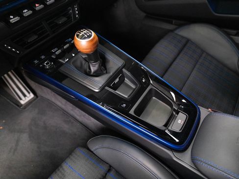 Certified 2026 Porsche 911 Carrera T RWD image 31