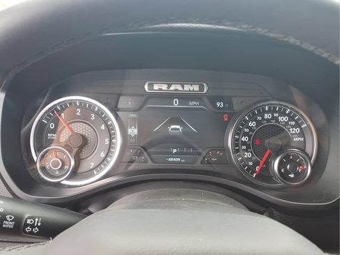 Used 2025 RAM 1500 Laramie AWD/4WD image 11