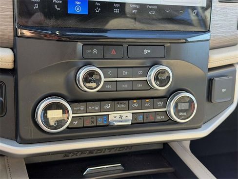 Certified 2024 Ford Expedition Max Limited image 11