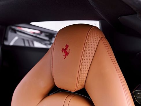 Used 2022 Ferrari F8 Tributo RWD image 52