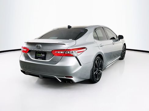 Used 2020 Toyota Camry XSE image 9