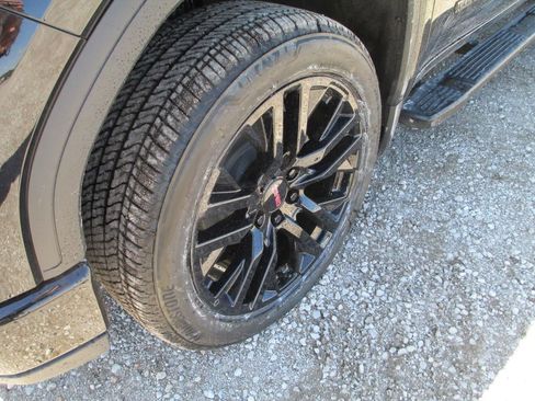 New 2026 GMC Sierra 1500 Elevation w/ Elevation Premium Package AWD/4WD image 14