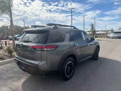 Used 2025 Nissan Pathfinder Rock Creek image 12