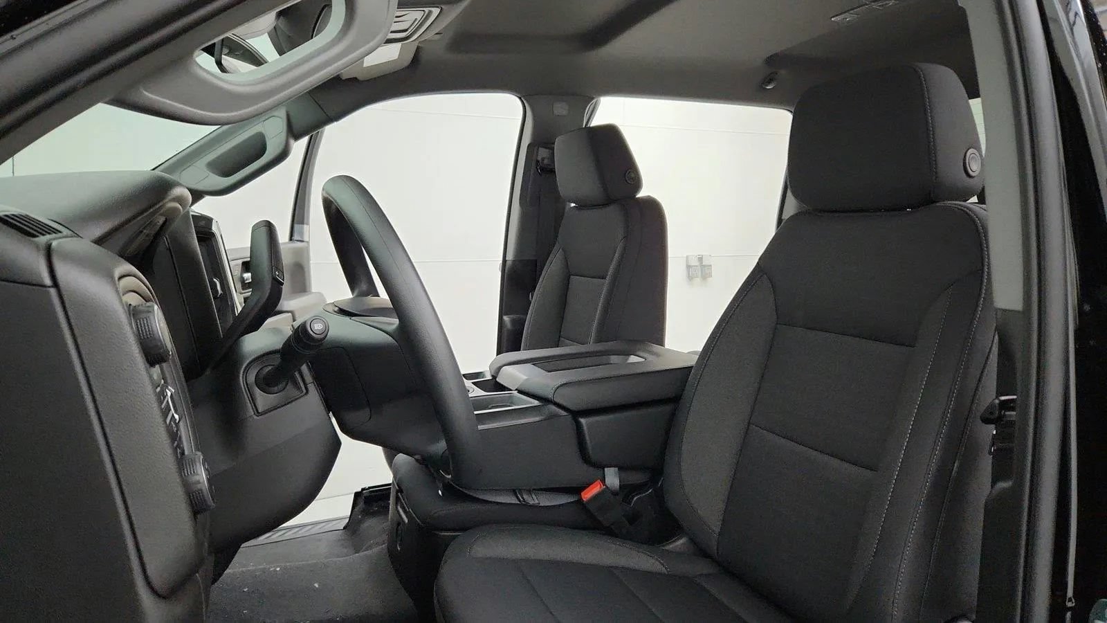 Used 2023 Chevrolet Silverado 1500 Custom w/ LPO, Dark Essentials Package AWD/4WD image 43
