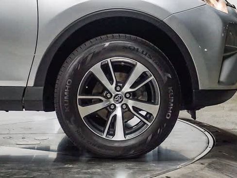 Certified 2017 Toyota RAV4 XLE image 7