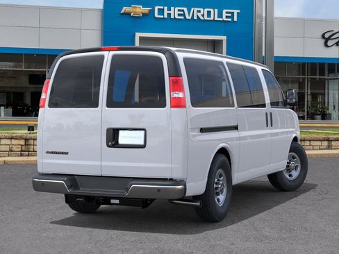 New 2024 Chevrolet Express 2500 RWD image 31