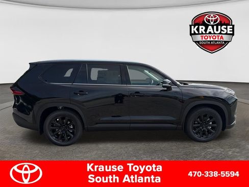 New 2026 Toyota Grand Highlander XLE FWD image 8