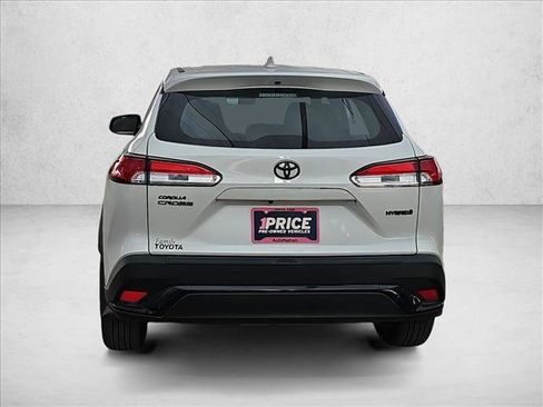 Used 2024 Toyota Corolla Cross S image 3