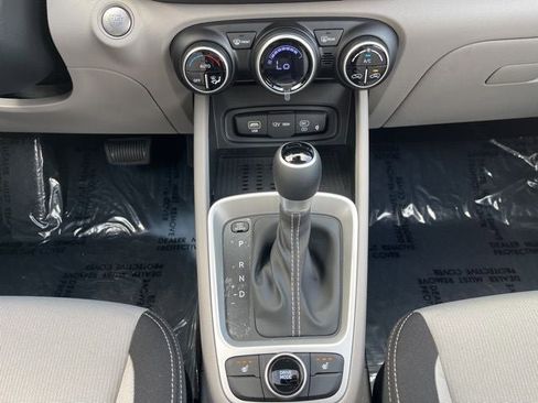 New 2026 Hyundai Venue SEL image 21