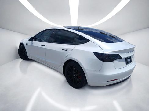 Used 2020 Tesla Model 3 Standard Range Plus RWD image 5