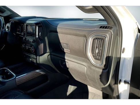 Used 2020 Chevrolet Silverado 2500 High Country w/ Z71 Off-Road Package image 27