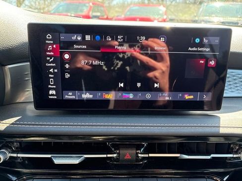 Used 2025 Alfa Romeo Tonale AWD/4WD image 19