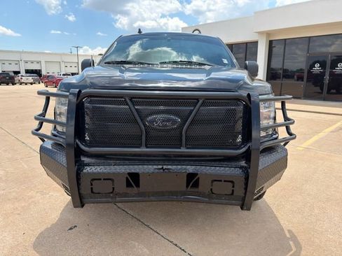 Used 2019 Ford F150 XLT w/ Equipment Group 302A Luxury AWD/4WD image 4