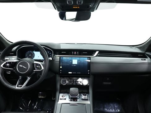 Used 2021 Jaguar F-PACE SVR image 27