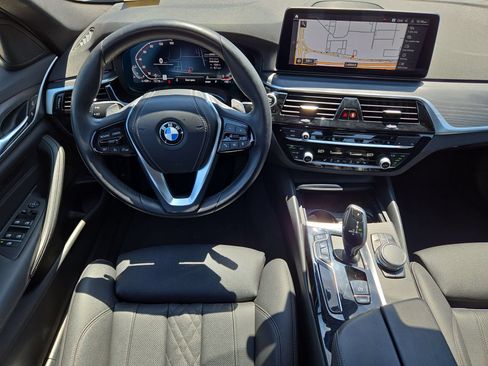 Used 2023 BMW 530i RWD image 14
