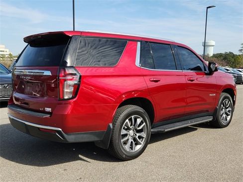 Used 2024 Chevrolet Tahoe LT w/ Luxury Package image 8